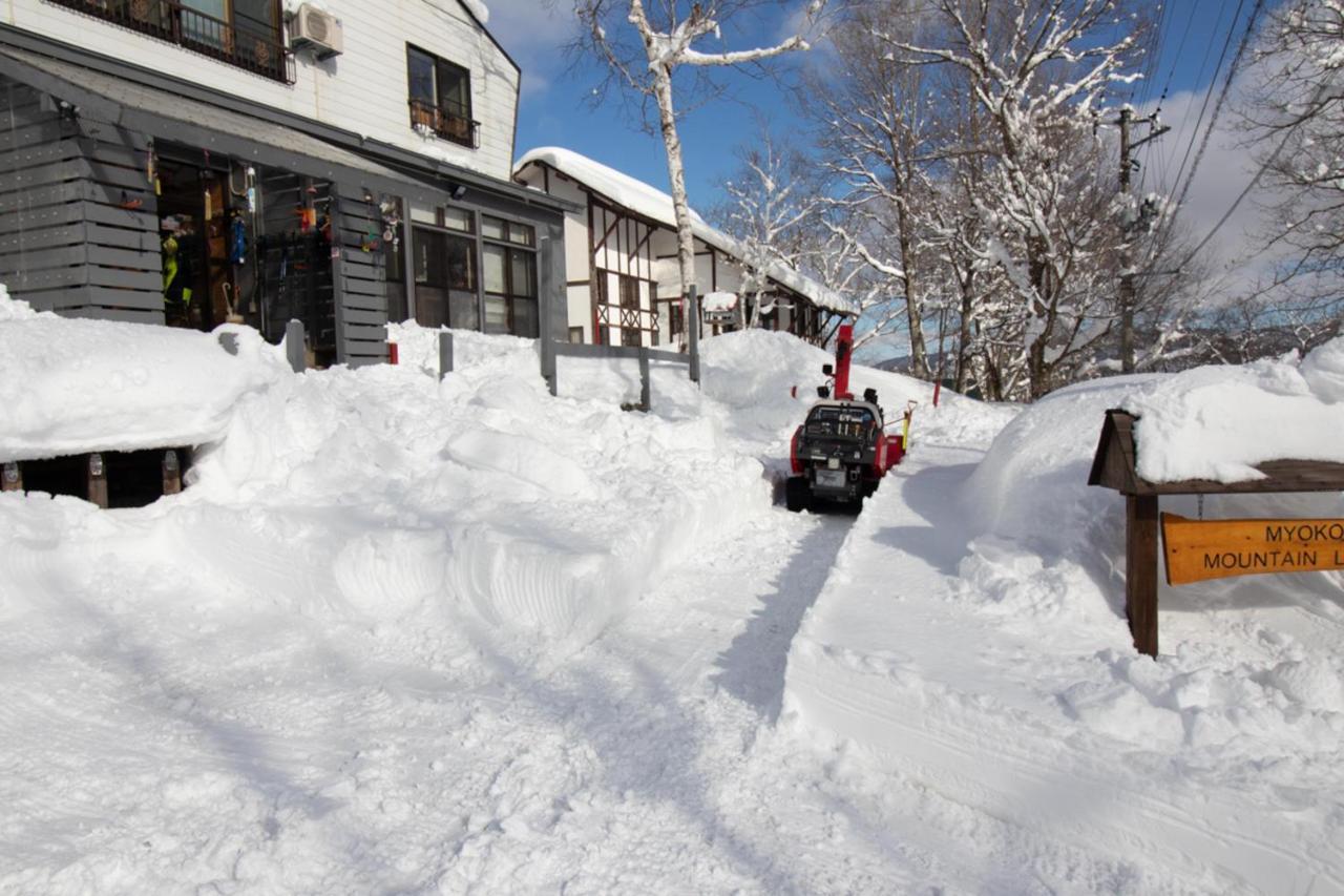 Myoko Mountain Lodge Bagian luar foto